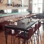 Western Hebron Hotell