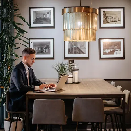 Western Hebron Hotel 3*