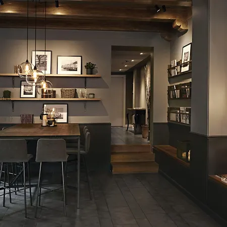 Western Hebron Hotel