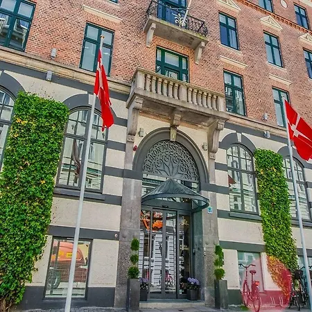 Western Hebron 3* Copenhagen
