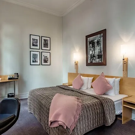 Western Hebron Hotel