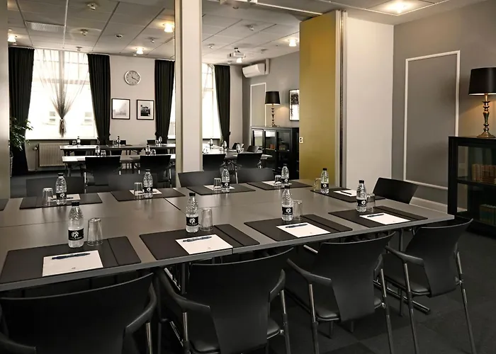 Western Hebron מלון 3*