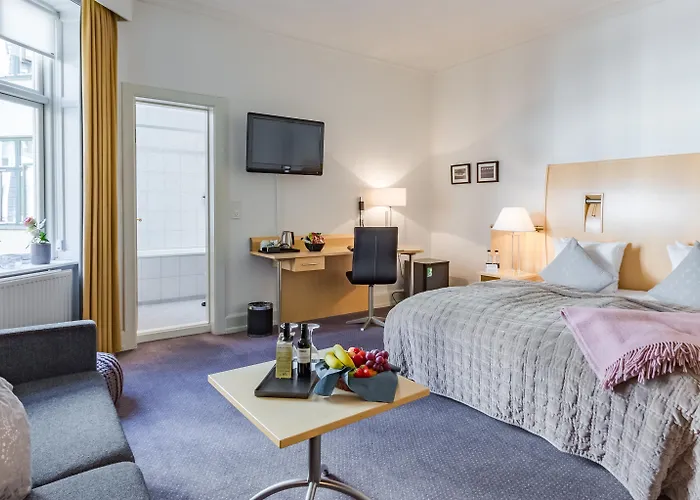 Hotel Western Hebron 3*